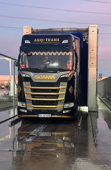 Camion AGO-TRANS Bolohan pe o rută europeană
